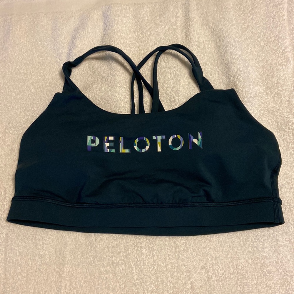 NWOT Lululemon Peloton Bra, size 12.